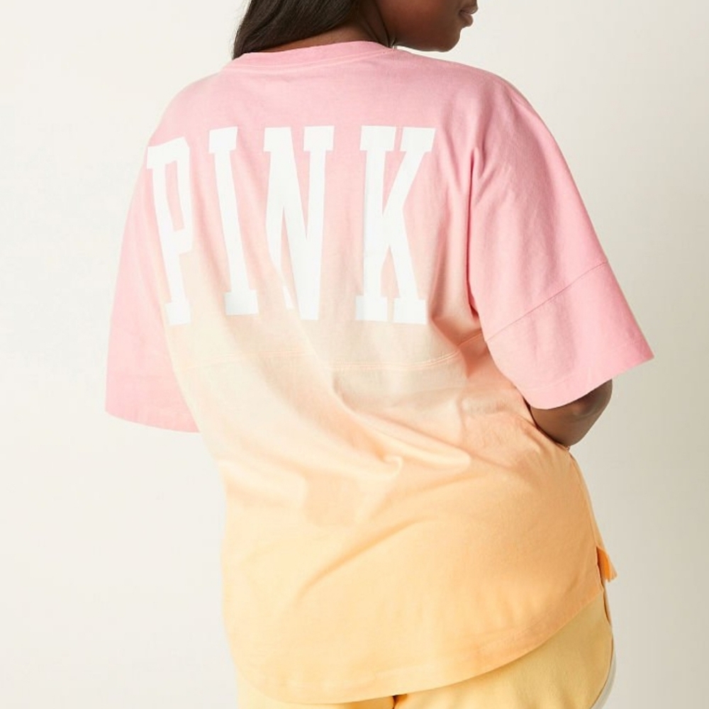 VS PINK Medium nwt crew tee